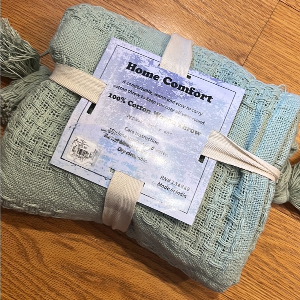 Cotton Woven Throw Blanket - BRAND NEW